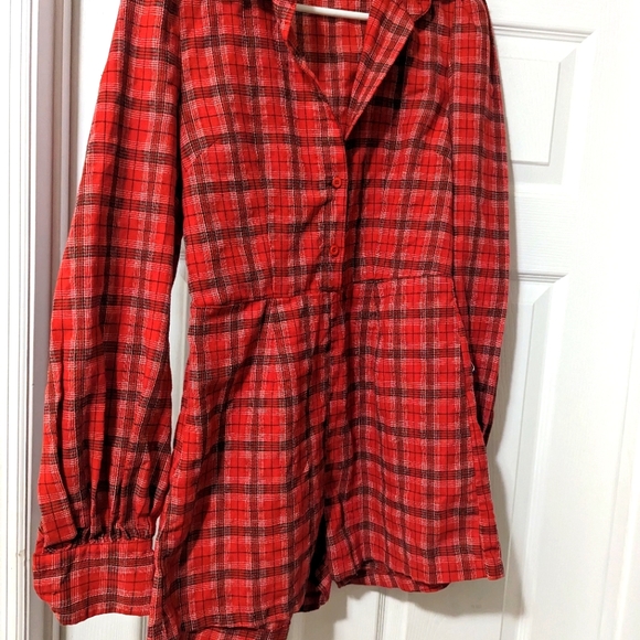 PrettyLittleThing Pants - Pretty Little things red plaid shorts romper size 6